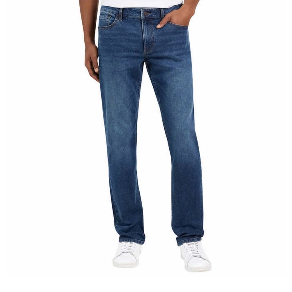 IZOD Men’s  Straight Fit Jean